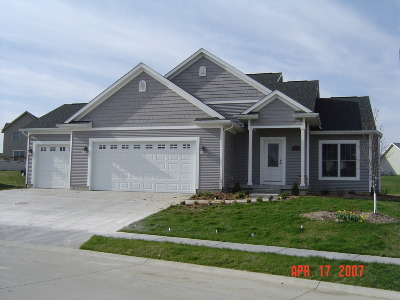 1-1/2 story, 1990 sq. ft.